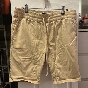 Men’s Pacsun 7” Chino shorts